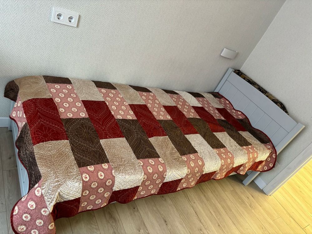 Продам кровать МДФ