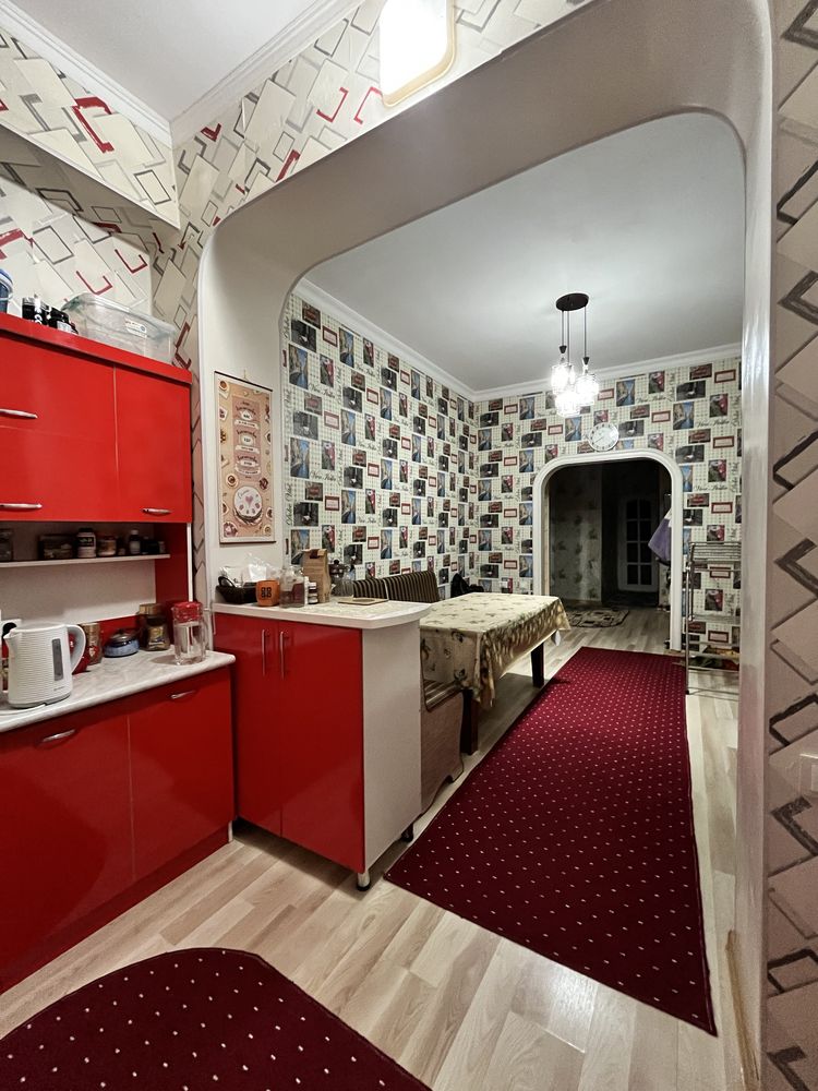 Продаётся 3х комнатная квартира, в банковском доме