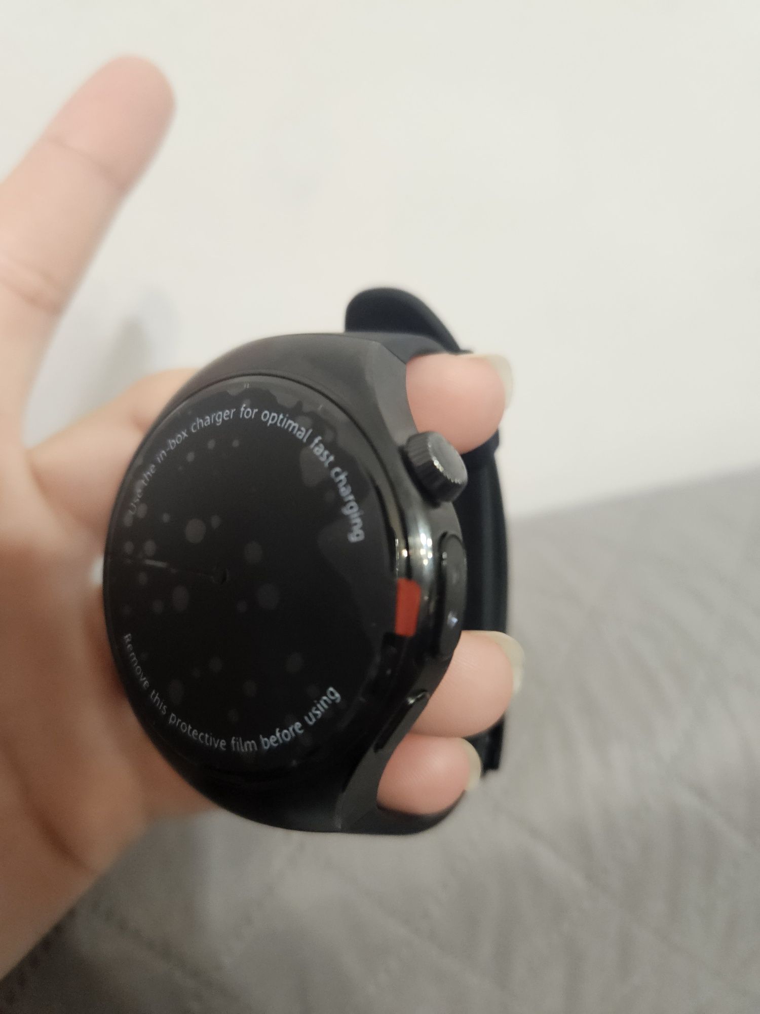 Часовник Huawei watch 5