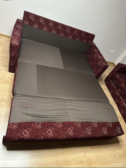 Продавам запазени дивани