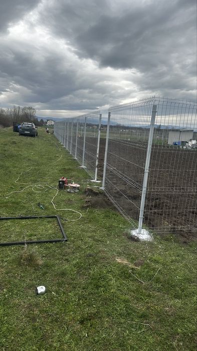 Executam garduri si porti din plasa bordurata