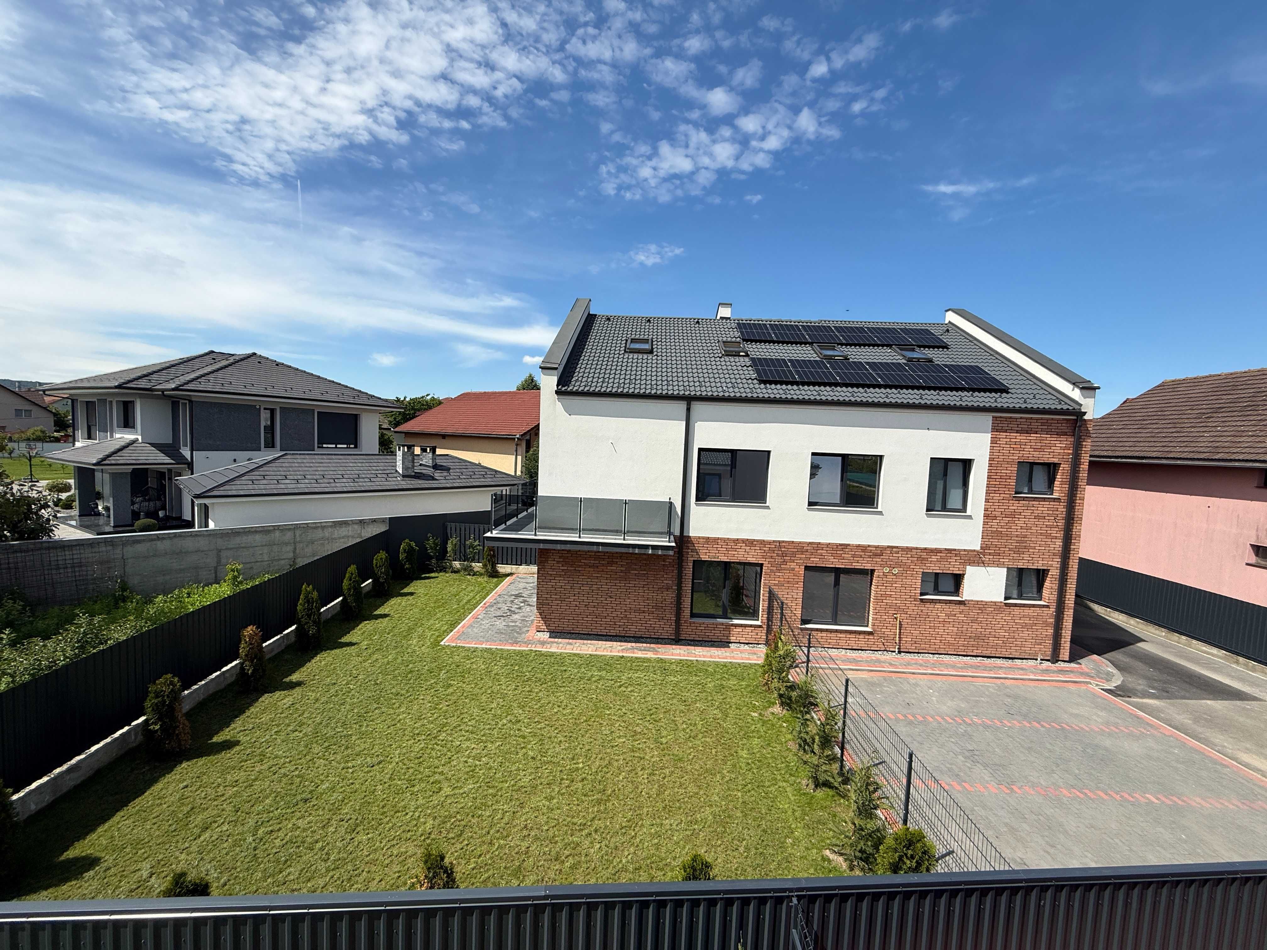 Vand duplex P+E+M (170 mp.utili)-Str. Pintea Viteazul nr. 3B -SOMESENI