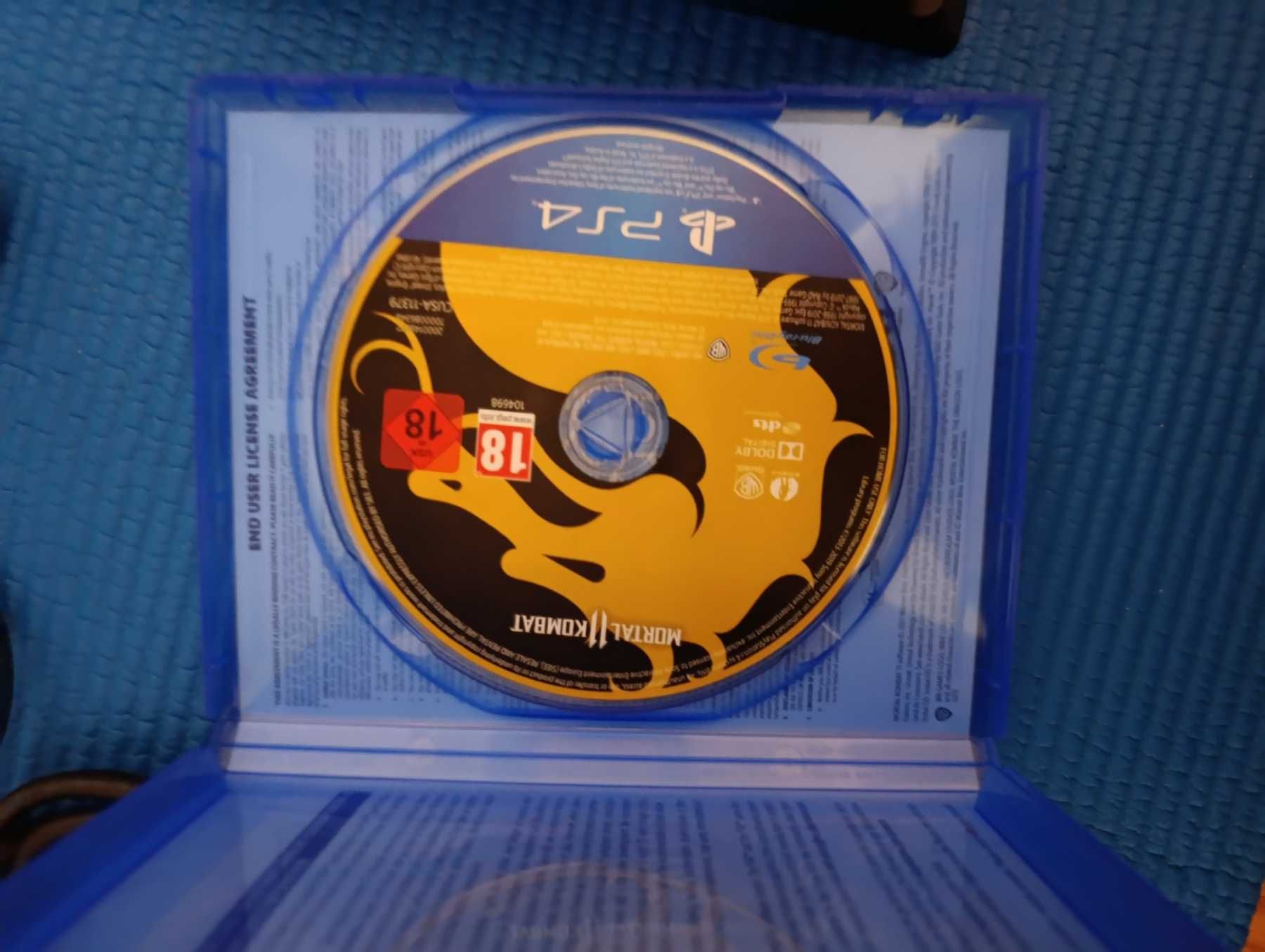 PS4 PRO, 1TB, контролер + игра