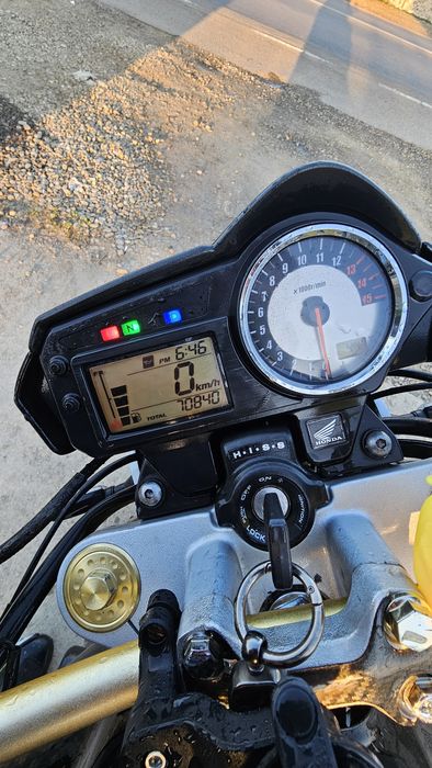 Vând honda hornet pc36 35kw