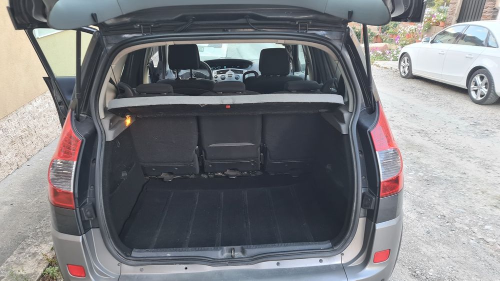 Renault Megane Scenic 2