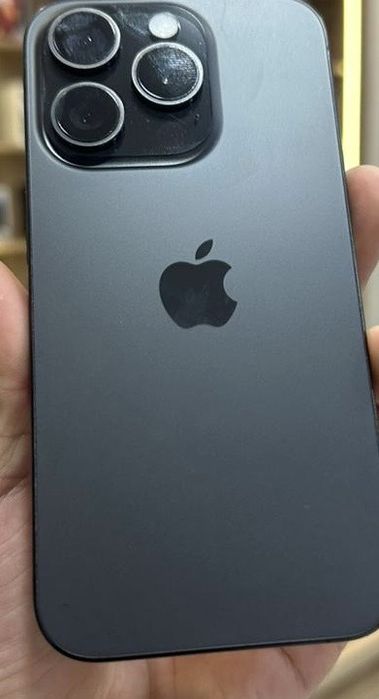 Бу 15 про 128 черный цвет