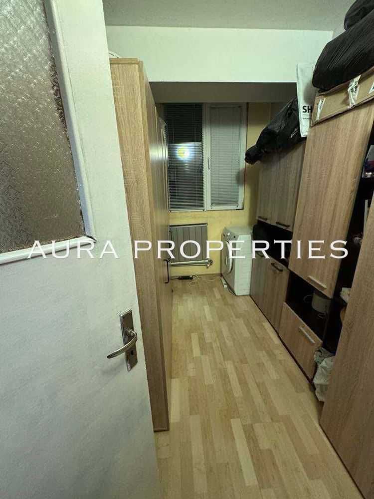 Продава се Двустаен апартамент в Разград, Център - 52 кв.м за 1275 €/кв.м - Снимка #6