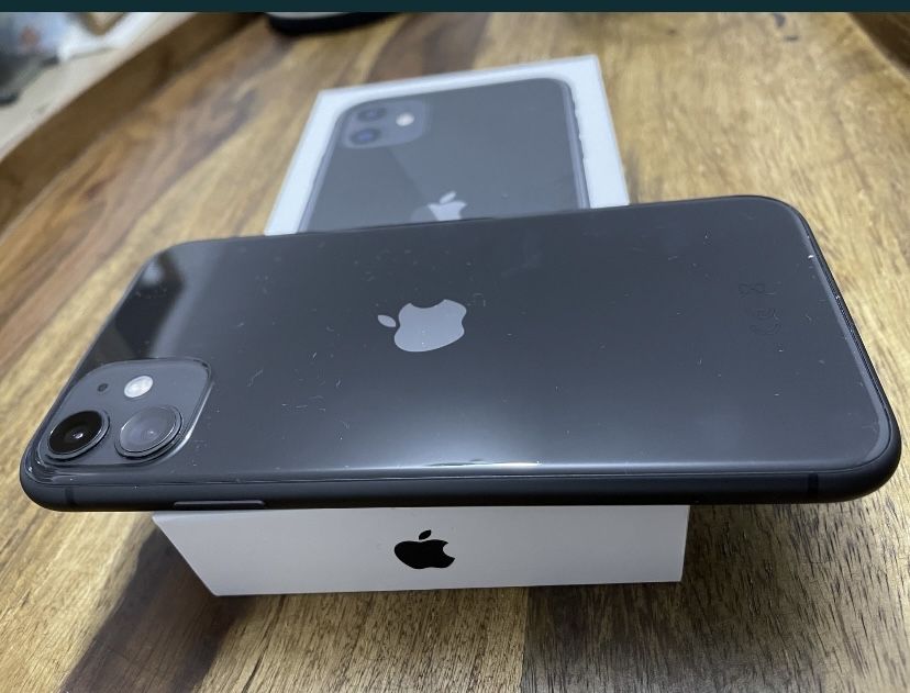 iPhone 11 Blak/garantie/95 baterie