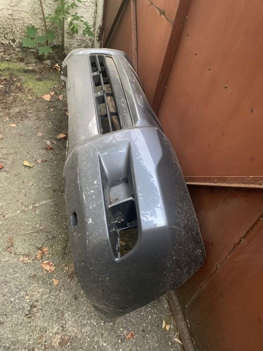 Bara fata Toyota Landcruiser