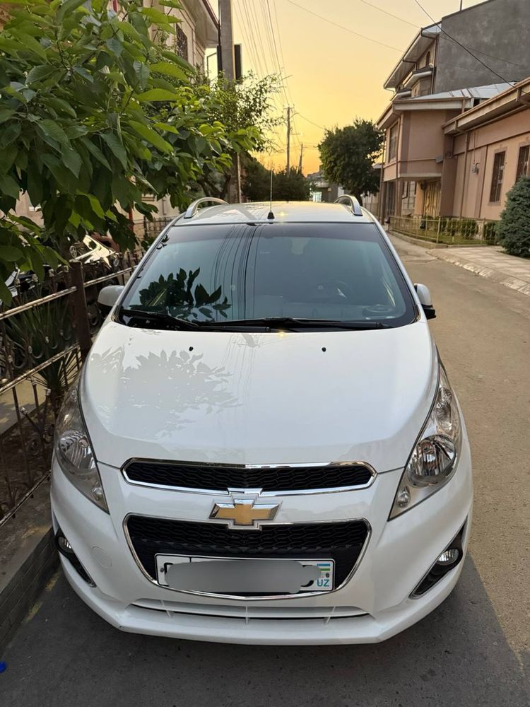 Spark 4 avtomat  sotiladi