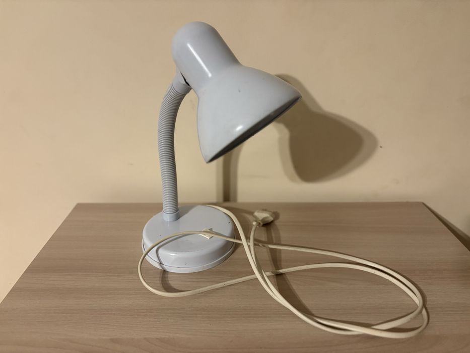 Настольная лампа Camelion с патроном для Е27