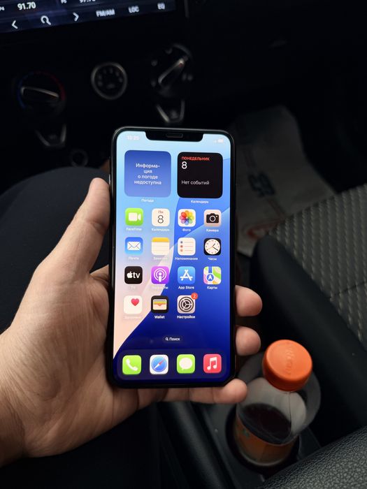 iPhone Xs Max/64Gb - В хорошем состоянии