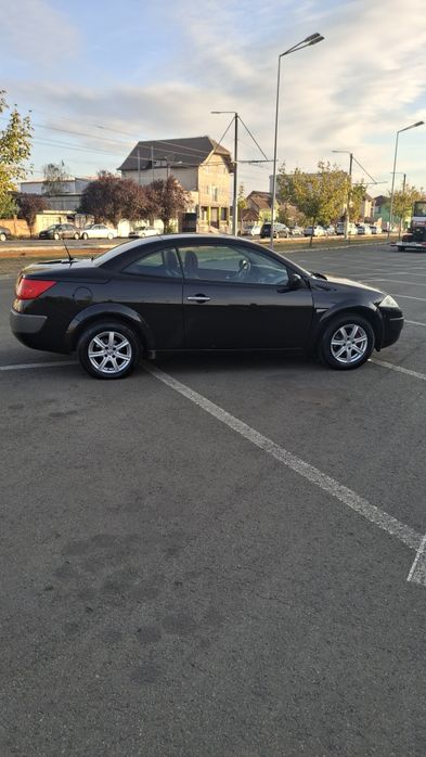 Renault Megane decapotabil motor 2l benzina cutie automata