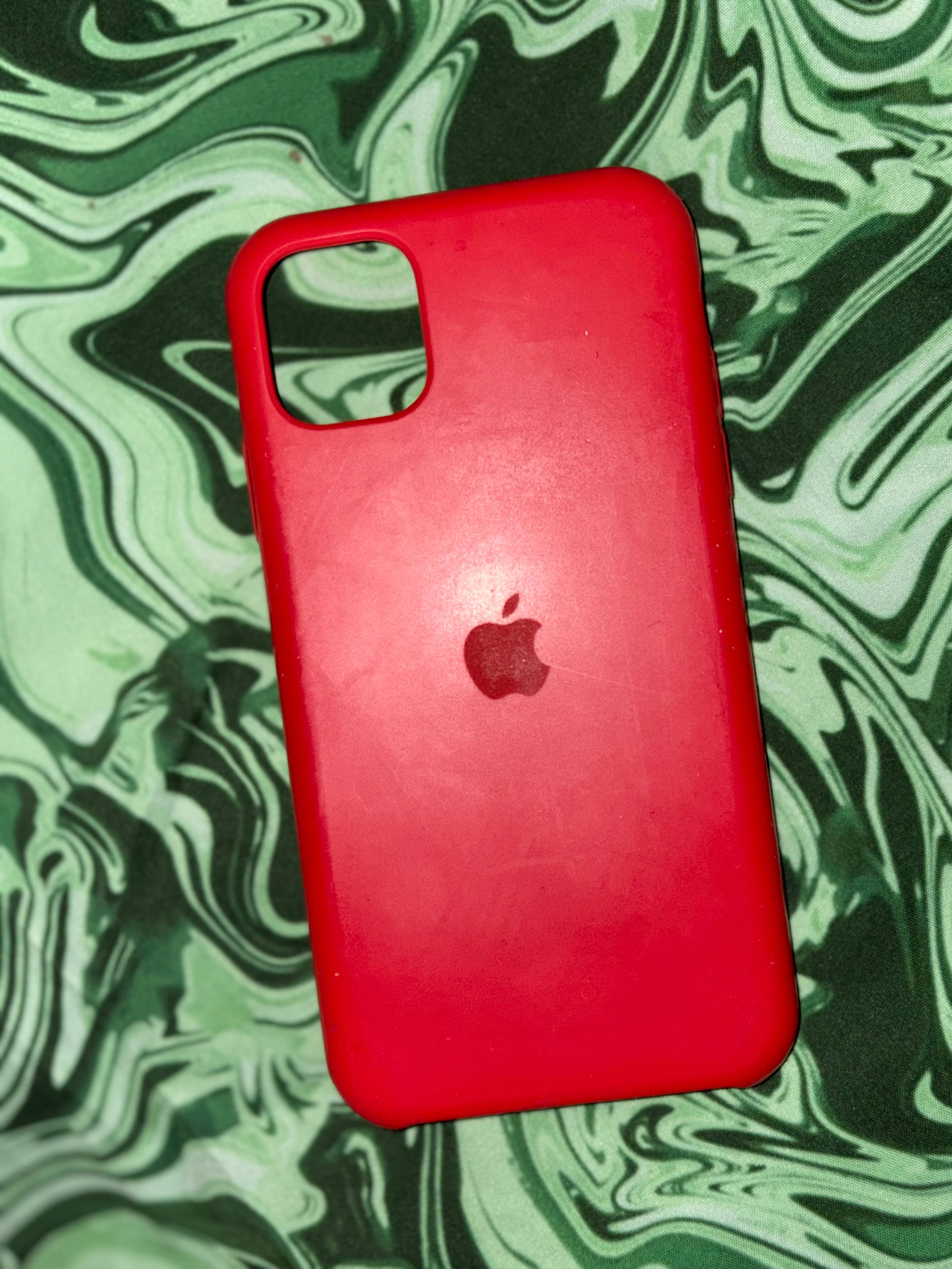 Продавам кейсове за iPhone 11
– 1 кейс – 9 лв
- 2 кейса – 16 лв