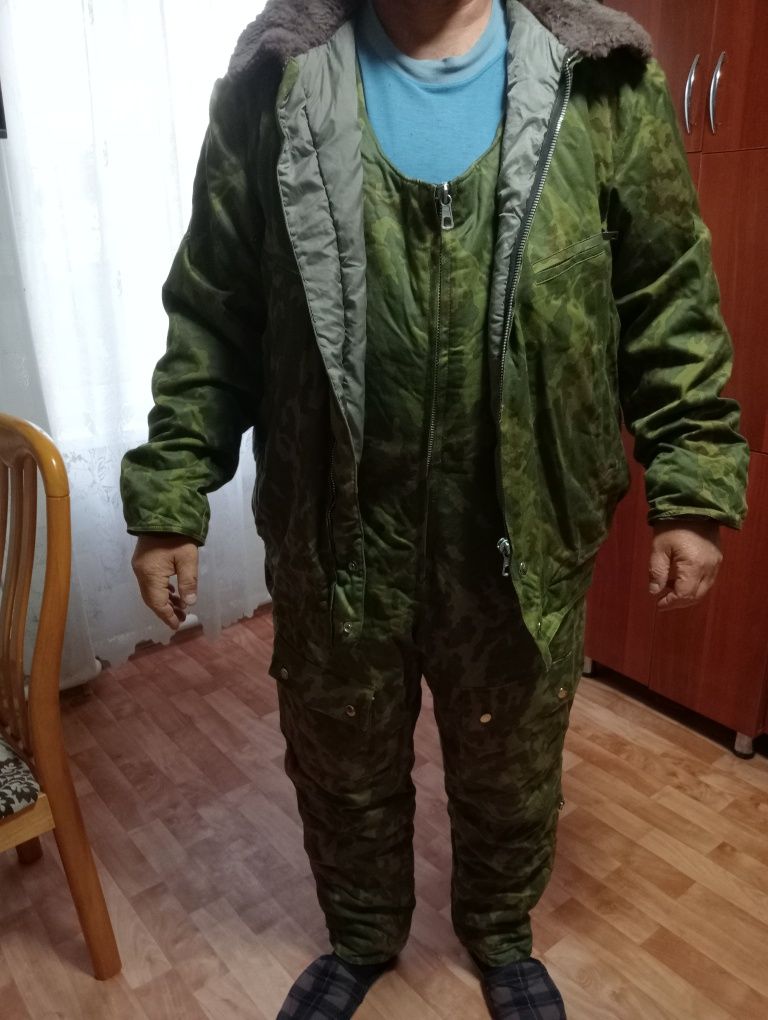Зимние бушлат и комбез в комплекте.