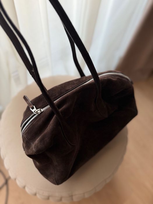 Кафява чанта от естествен велур Massimo Dutti