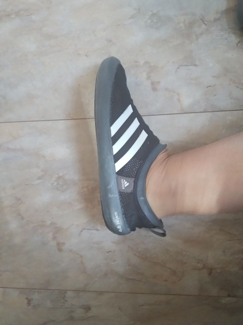 Icaltaminte pentru apa adidas 37-38