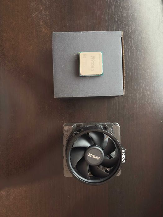AMD Ryzen 3 2300X 3.5GHz + Cooler AMD Wraith Stealth STARE PERFECTA