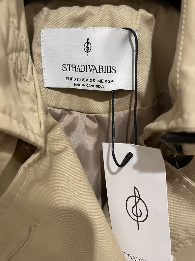 Палто/Тренч Stradivarius