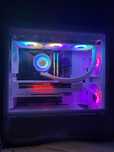 Lian Li Геймърски Компютър- intel i5-13600k AMD RX7800XT 32GB DDR5 RAM