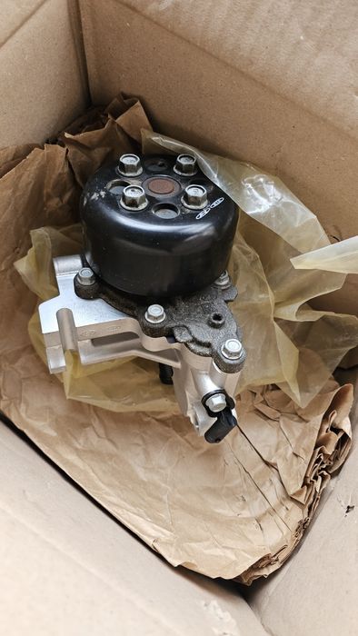 Продам помпу и шкиф kia morning 2023