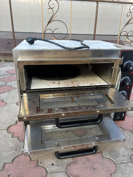 Продам пиццу печь