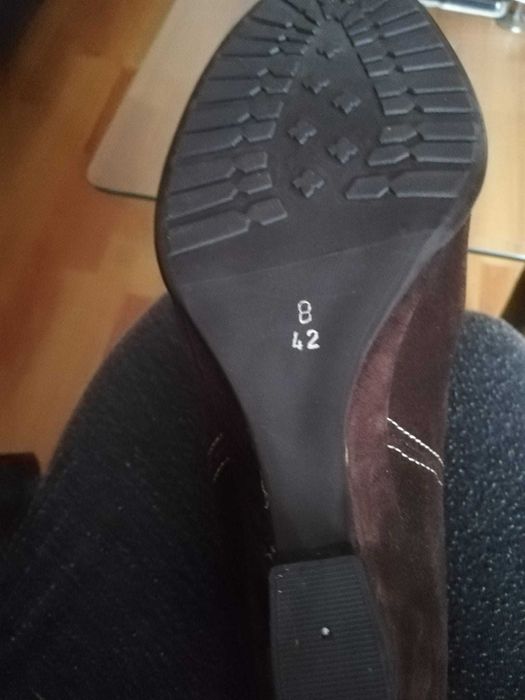 Cizme ptr femei-noi, piele