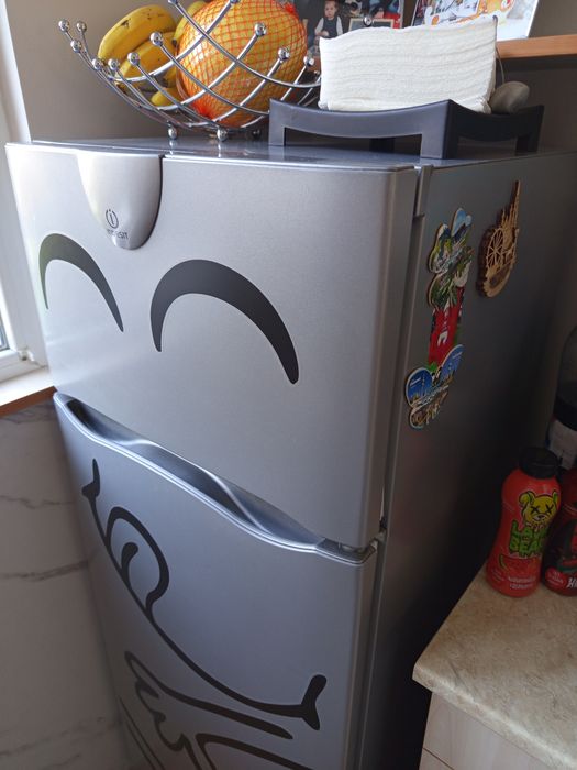 Хладилник Indesit