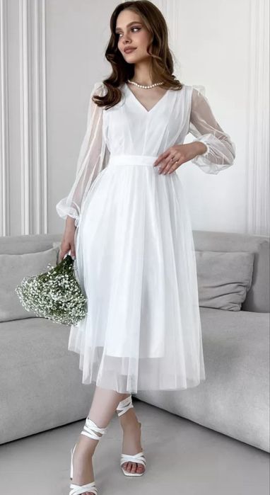 Платье белое, праздничное, свадебное. Фата