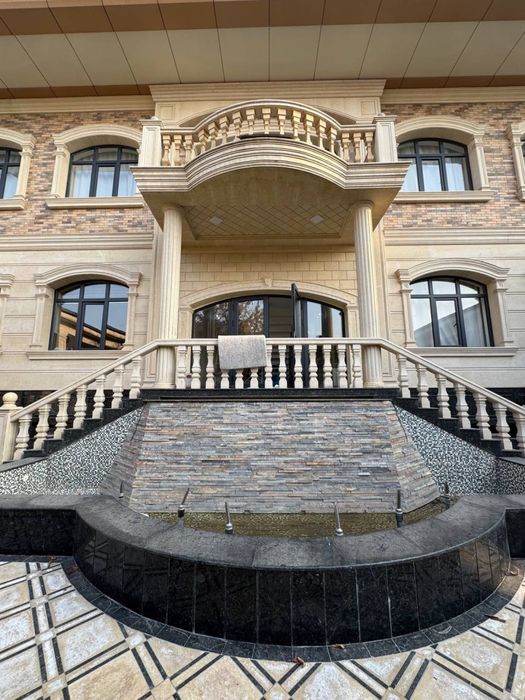 Срочно Сдается Яккасарайский р-н шикарный больщой дом