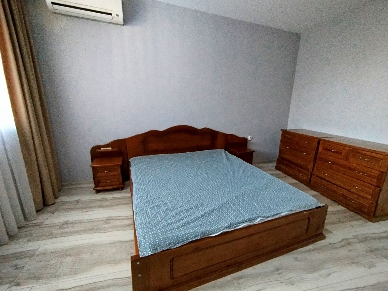 Дава се под наем Тристаен апартамент в Асеновград - 97 кв.м за 357 € - Снимка #7
