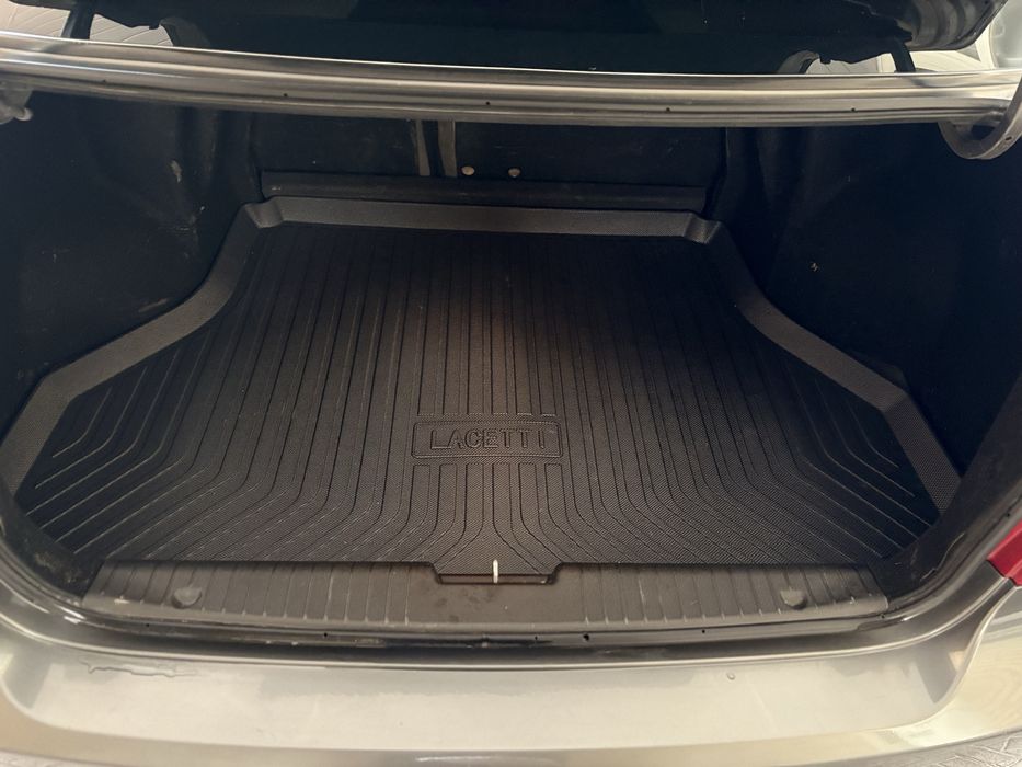 Lasetti Gentra sotiladi