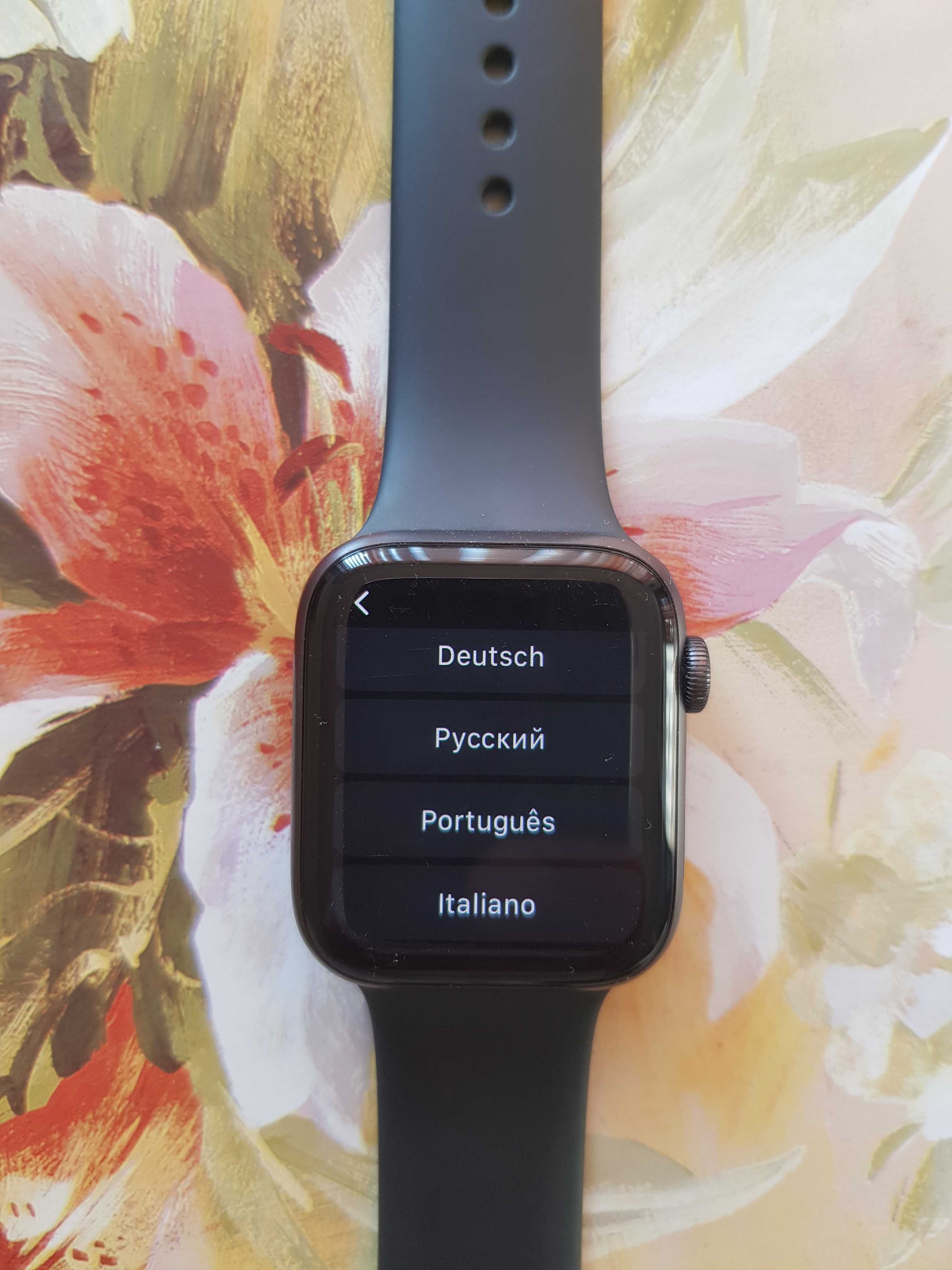 Apple Watch SE 44mm