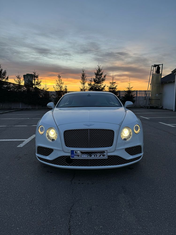 Bentley Continental V8