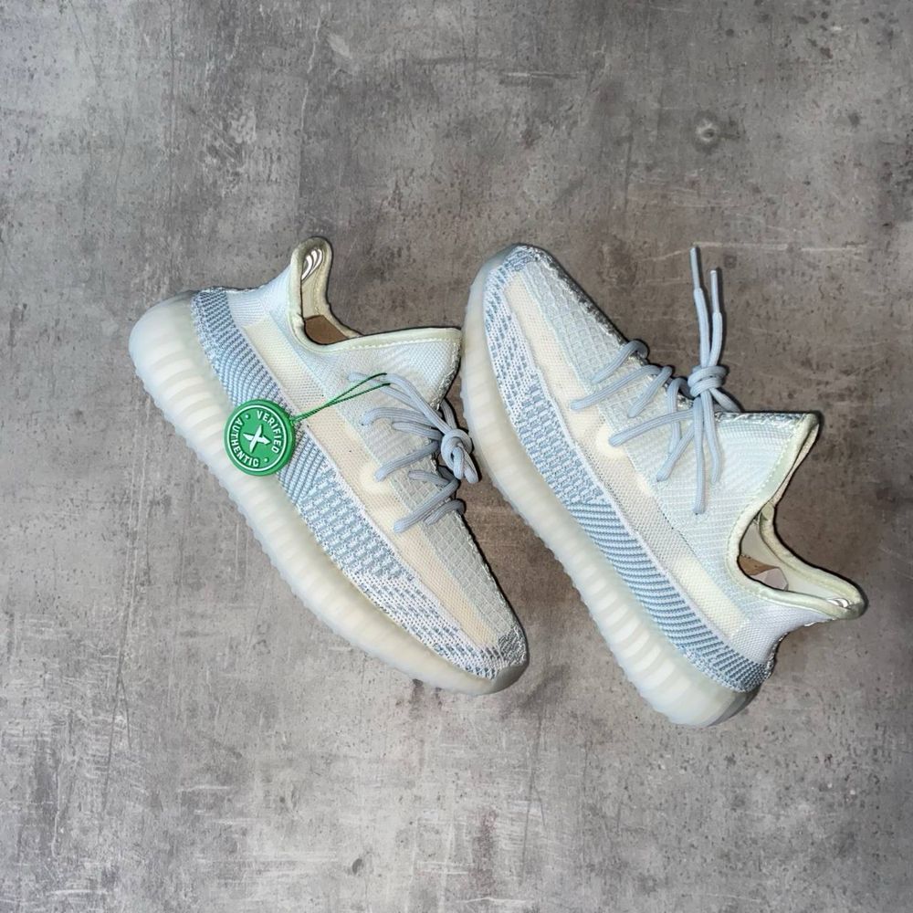 Yeezy Boost 350 V2 “CLOUD WHİTE”
