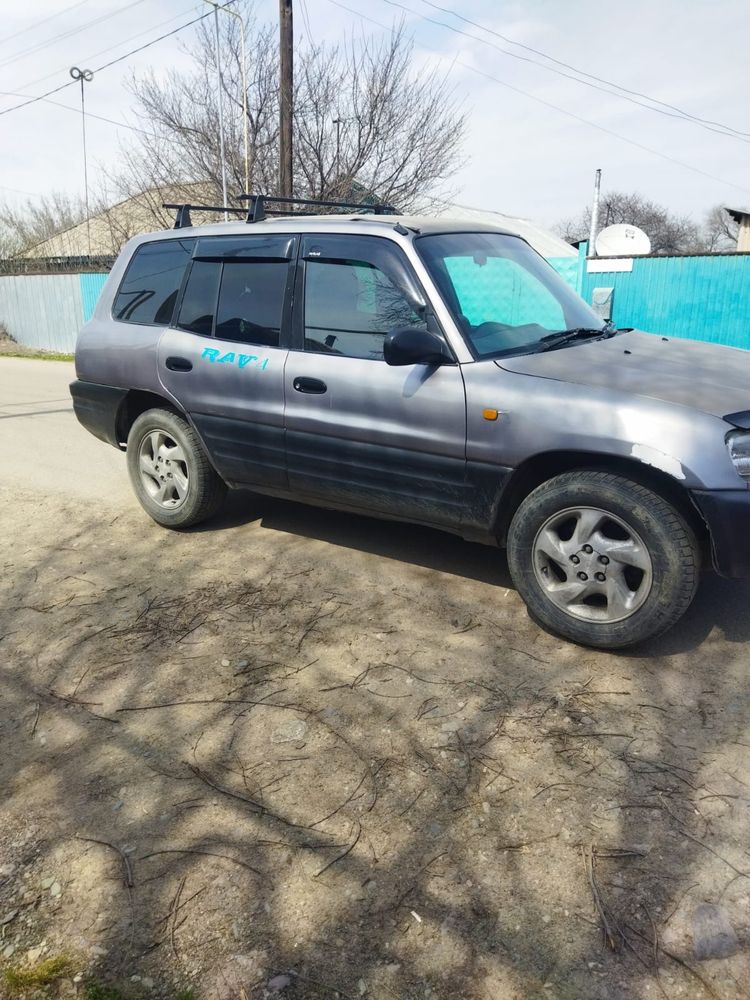 Продам Toyota RAV4