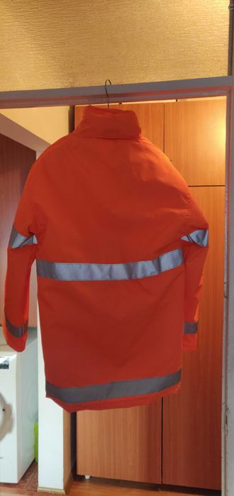 Vand scurta avertizoare+pelerina ploaie