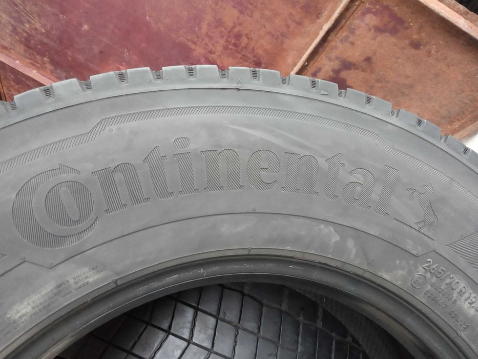2 товарни гуми 265/70R19.5 Continental Hybrid HD3 140/138M M+S 16PR