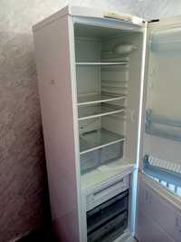 Продам холодильник  хороший сост