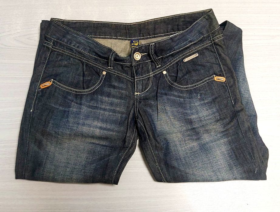 Мъжки панталони.