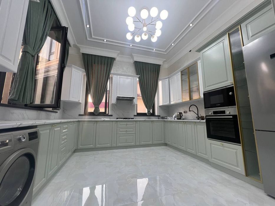 Коттеджный дом на Ц-5 1.1 соток Ор.:Бутик Лакост