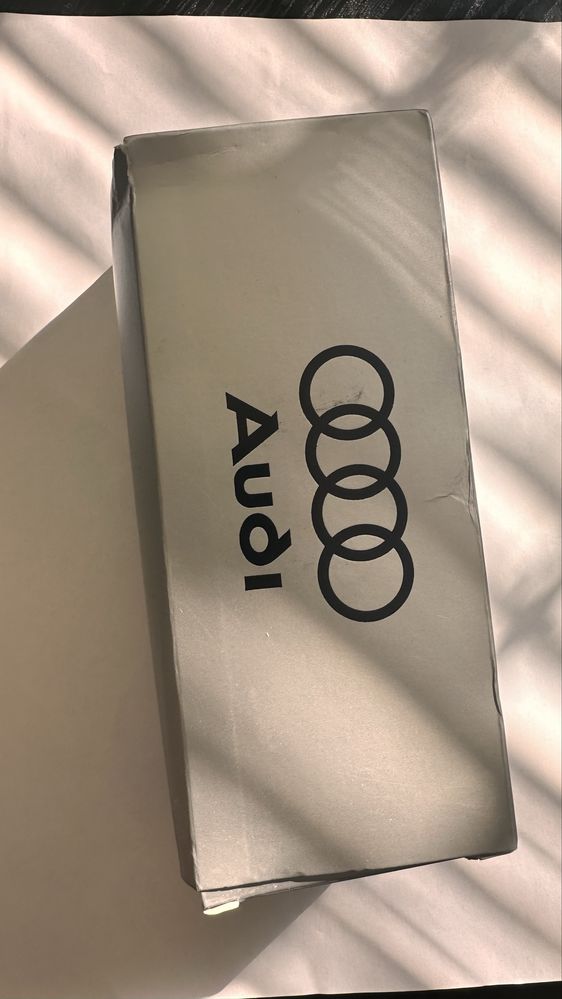 Слънчеви очила Ауди