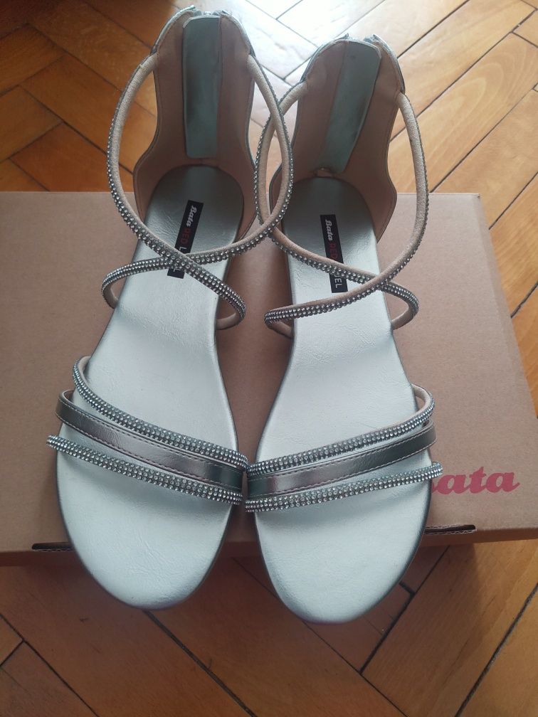 Сандали BATA - 38 номер