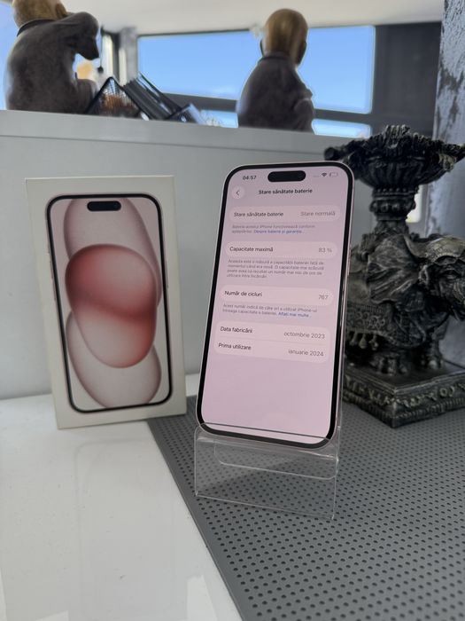 Vand iphone 15 de 128 gb