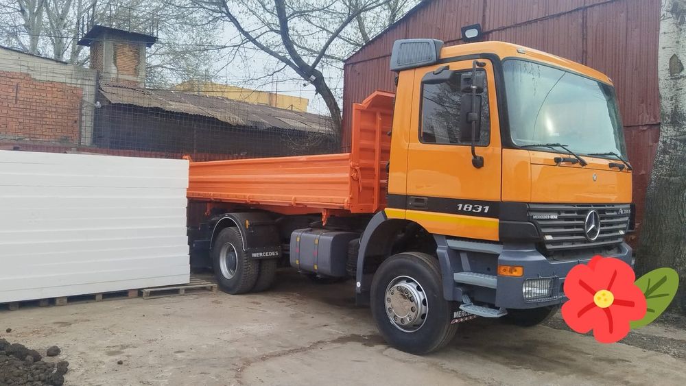 Basculanta Mercedes Actros 1831