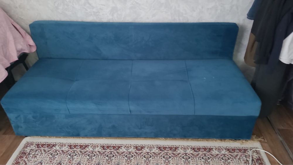 Продам тахту недорого,