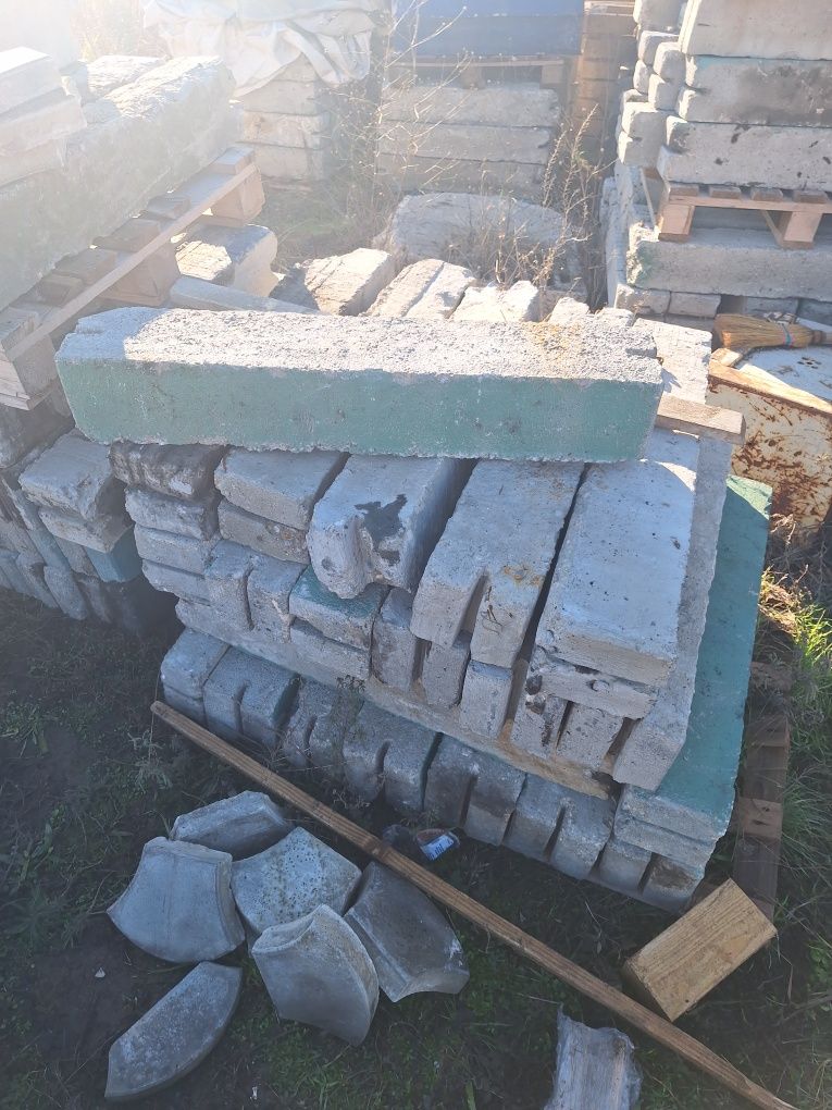 Borduri din beton