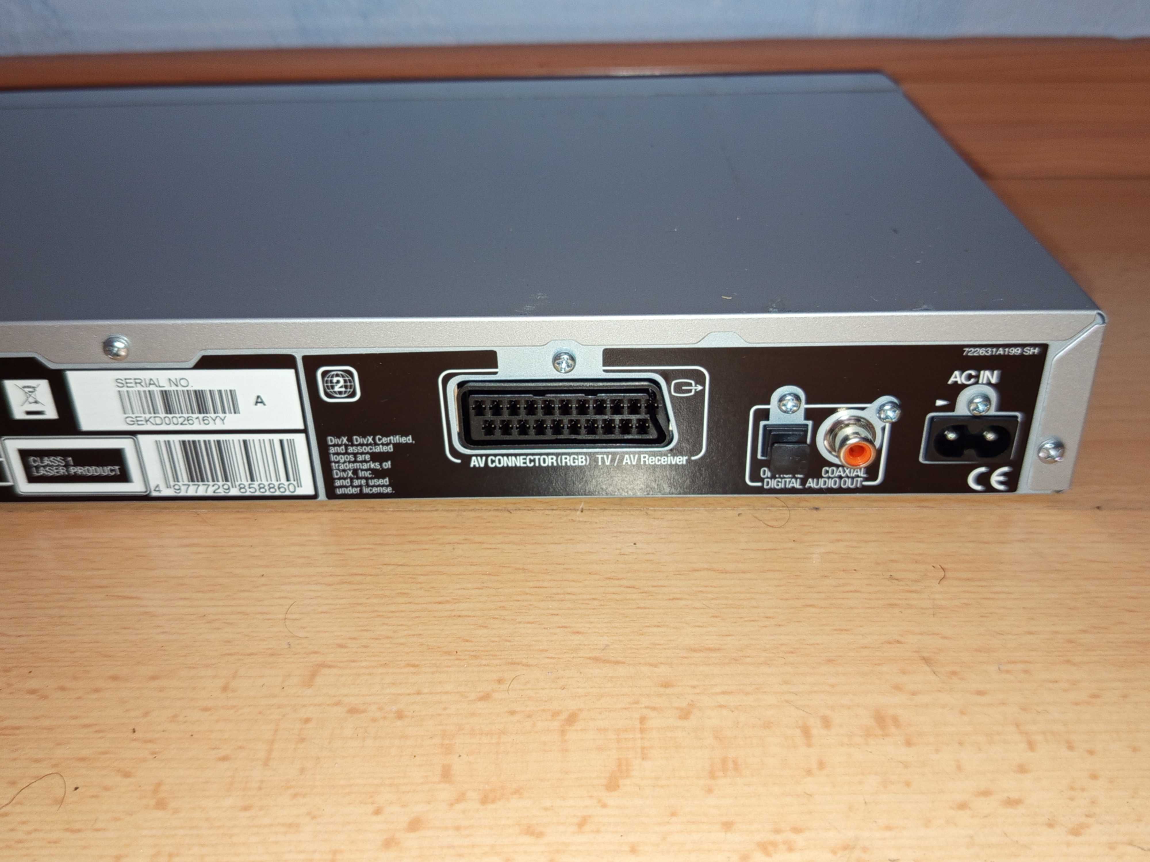 DVD плейър Pioneer DV-600AV