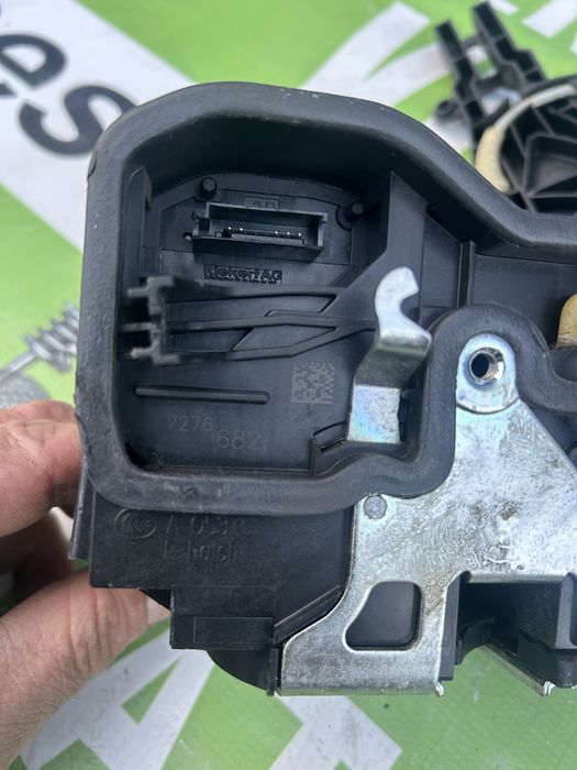 Broască ușă dreapta față BMW X3 F25 volan stânga