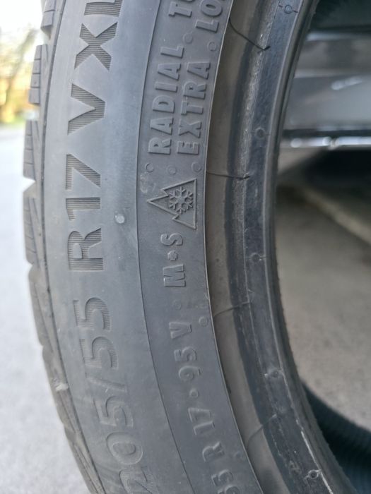 Barum Polaris 5 205 55 17V XL DOT4523